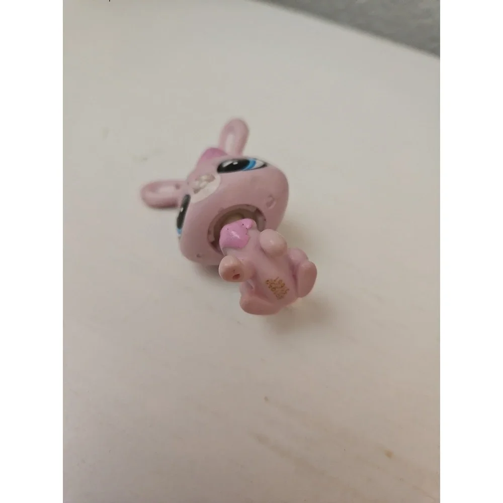 Hasbro Littlest Pet Shop 1959 Pink Bunny Rabbit Blue Eyes Vintage LPS Toy Figure
